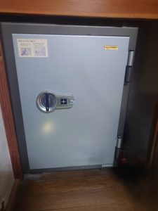 耐火金庫　鍵があるのに開かない！？　